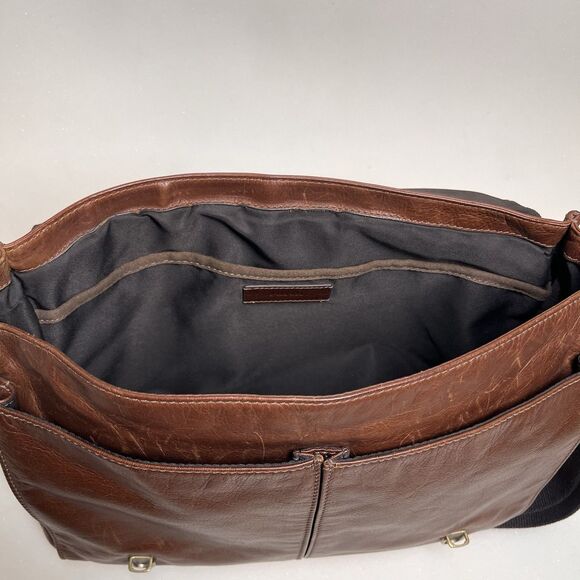 Fossil Leather Laptop Messenger Bag Brown Crossbody Shoulder Work Satchel Preppy - Picture 10 of 16